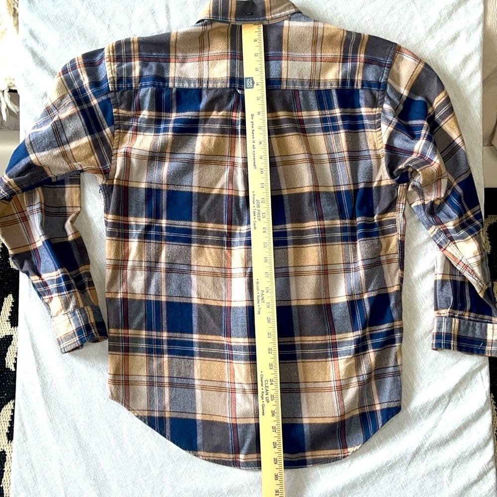 Eddie Bauer Plaid Men's Shirt in Blue and Tan - Picture 5 of 5
